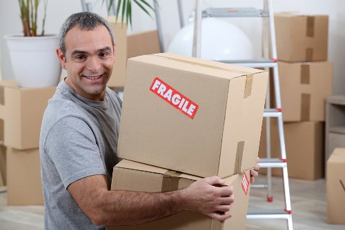 Moving truck service for homes in Isleworth