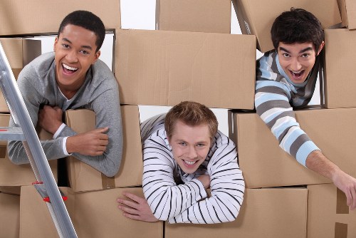 Isleworth moving van for residential and commercial transport