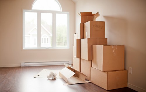 Professional van service for flats and houses in Isleworth