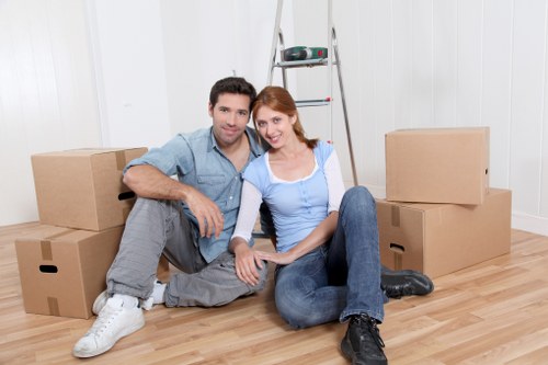 Packing and unpacking support for residential and office moves in Isleworth